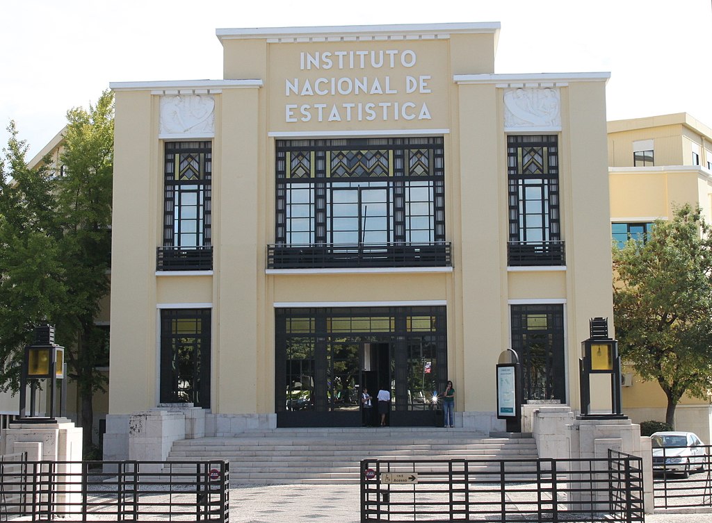 Instituto_Nacional_de_Estatística_8885_(cropped).jpg