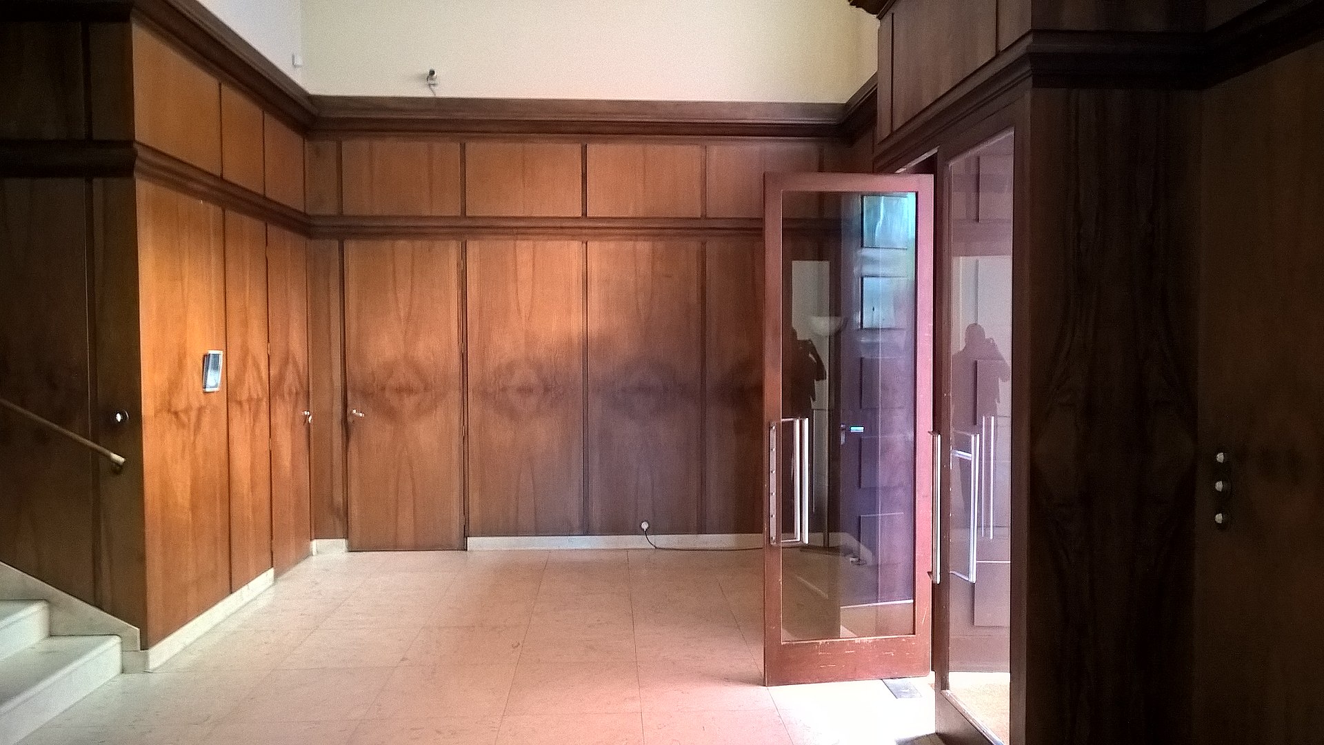 Interior_da_Casa_de_Serralves_04.jpg
