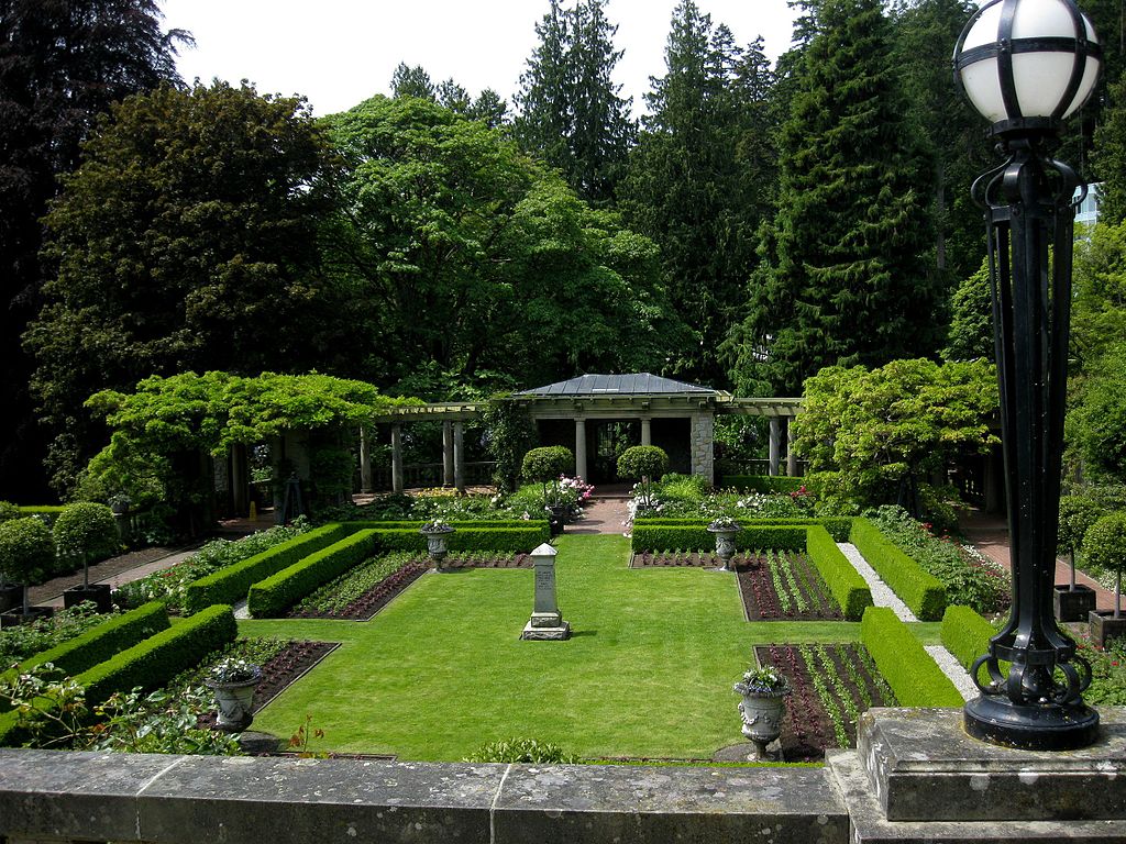 Italian_Garden._INFO_IN_PANORAMIO_DESCRIPTION_-_panoramio.jpg