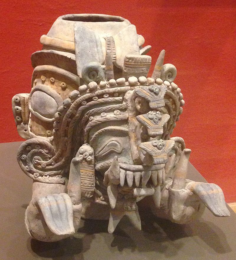 Jama-Coaque_vessel_with_anthropomorphic_creature.jpg