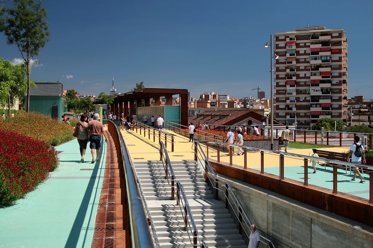 Jardins_de_la_Rambla_de_Sants_-_panoramio_-_Jorge_Franganillo.jpg