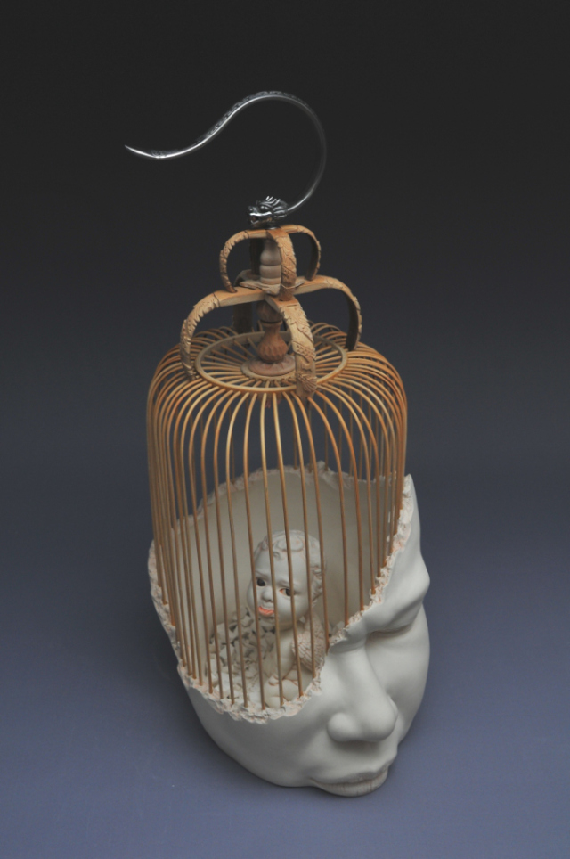 Johnson-Tsang-at-International-Ceramic-Biennale-2015-artists-i-lobo-you3.jpg