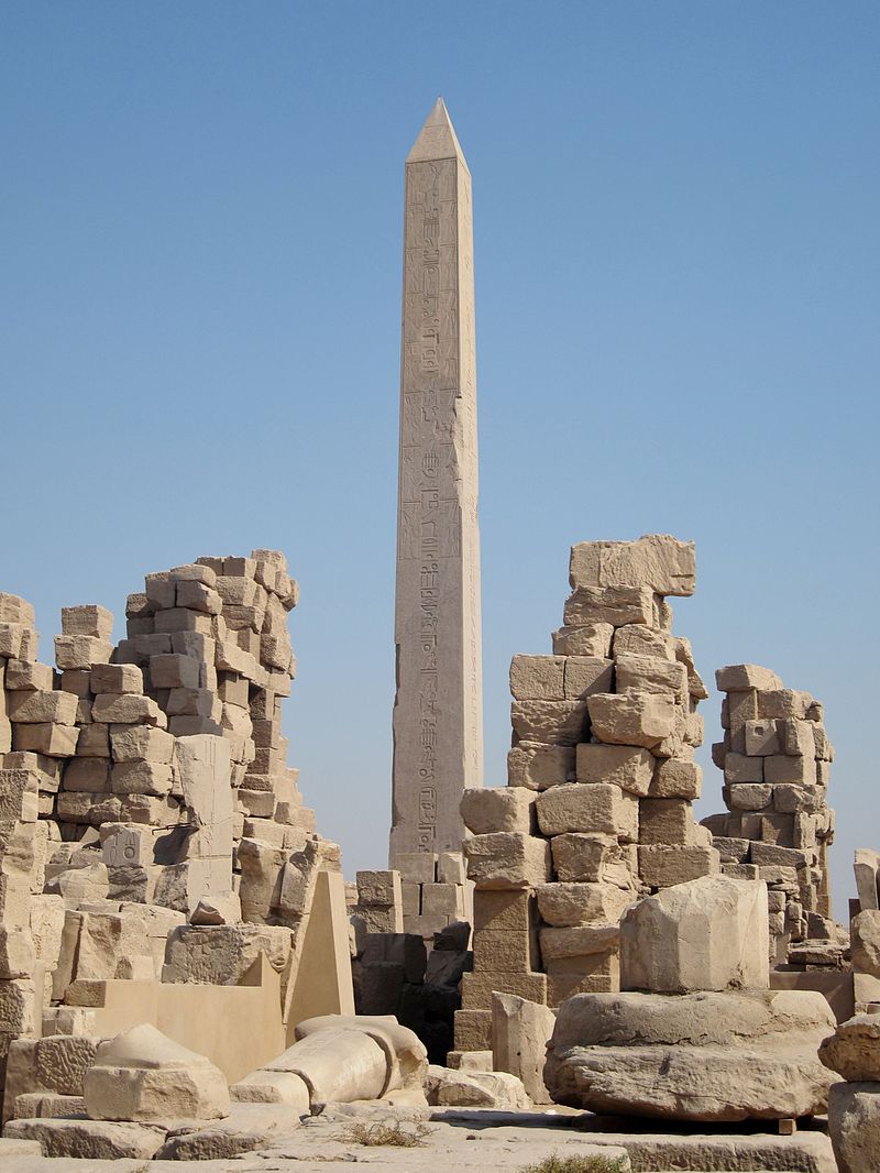 Karnak_Tempel_Obelisk_Hatschepsut_02.JPG