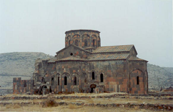 Katoghike_galleryfull 7в.jpeg