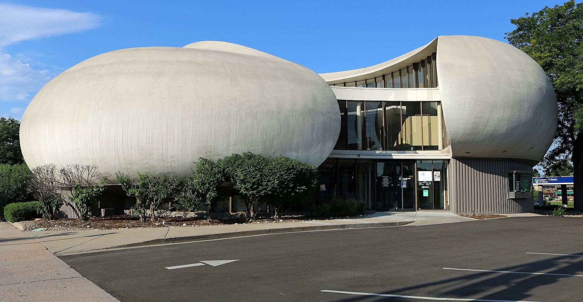 Key_Savings_and_Loan_Association_Building.JPG
