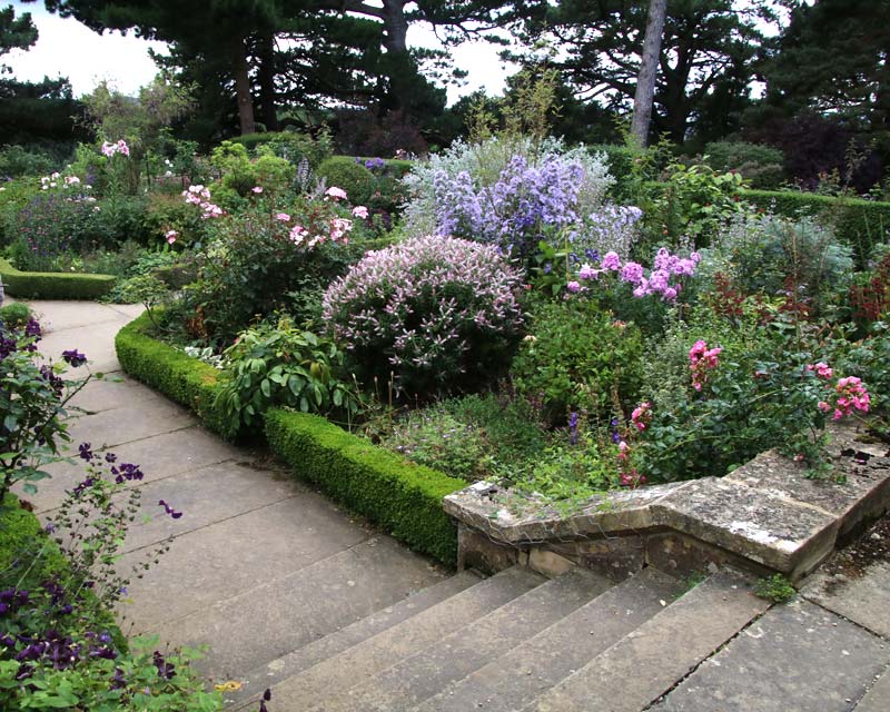 KIftsgate-Four-Squares-Terrace.jpg