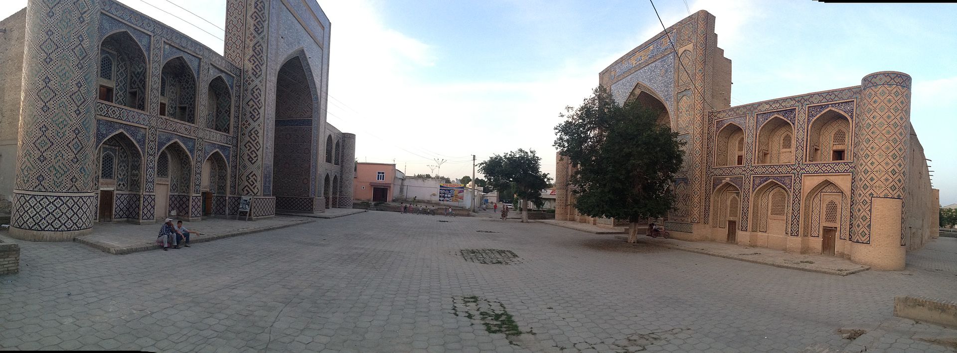 Kosh_madrasa.jpg
