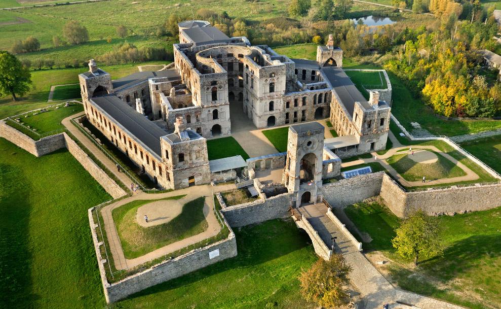 Krzyżtopór Castle‎ (1 C, 331 F) thb_ghib_4298_furmanek_renewal_krzyztopor_a.jpg