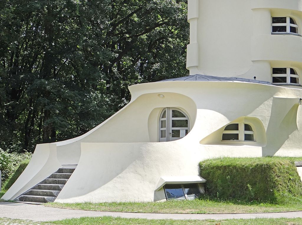 La_tour_Einstein_(Potsdam,_Allemagne)_(9613326143).jpg