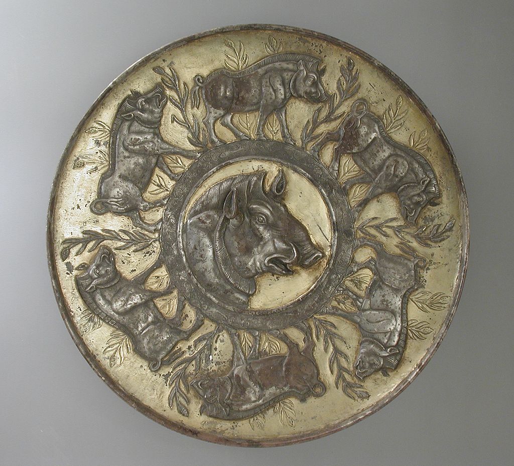 Large_Shallow_Silver_Dish_LACMA_M.76.174.271.jpg