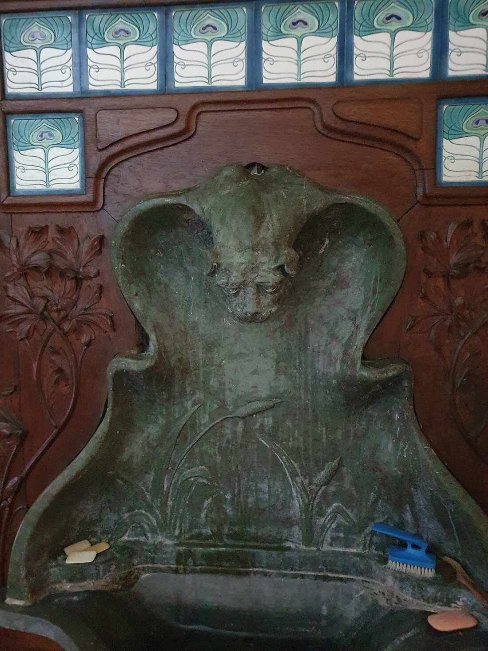 lavabo-dans-le-hall.jpg