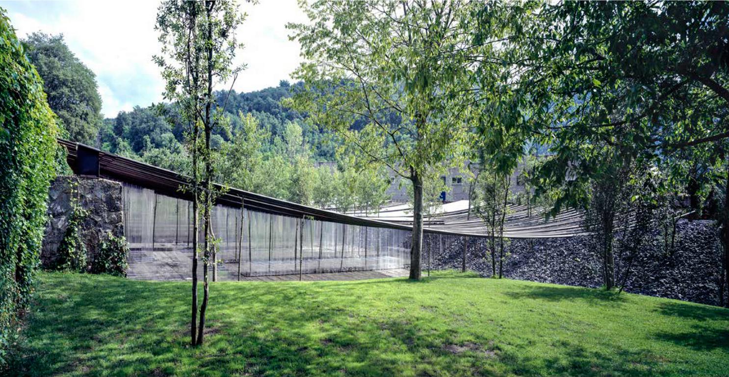 Les_Cols_Restaurant_Marquee_©_Hisao_Suzuki_.jpg