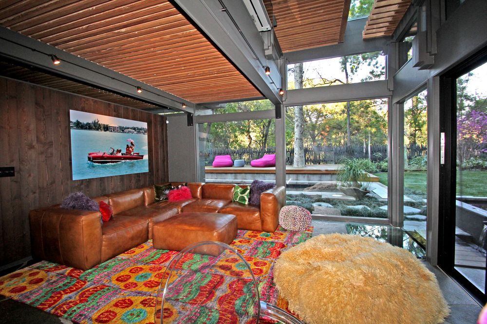 Living Room-23.jpg