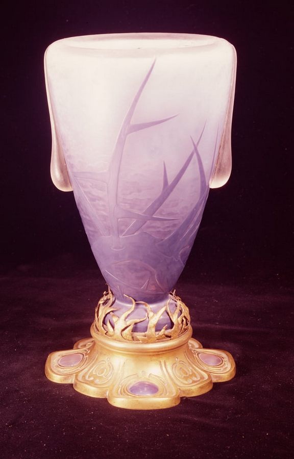 Louis Comfort Tiffany - Favrile vase with ormolu base (glass) - (MeisterDrаucke-285596).jpg