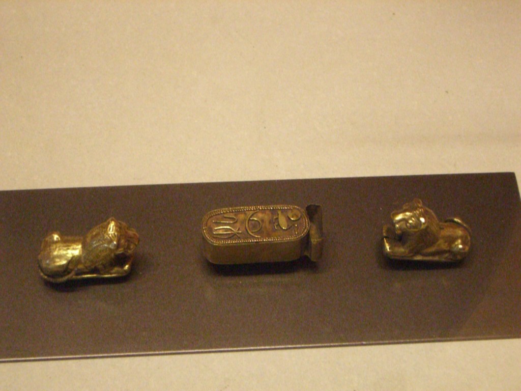Louvre_032007_02.jpg