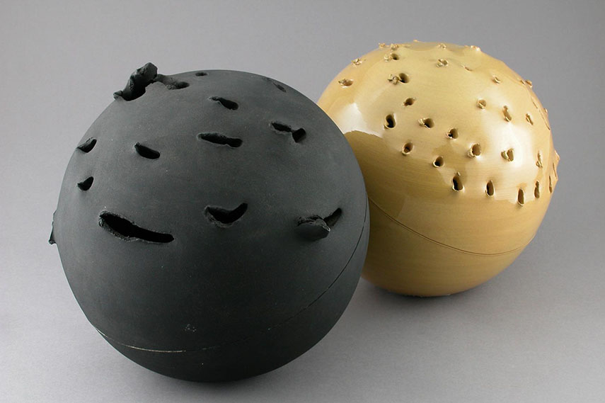 Lucio-Fontana-Sphere-1957.jpg