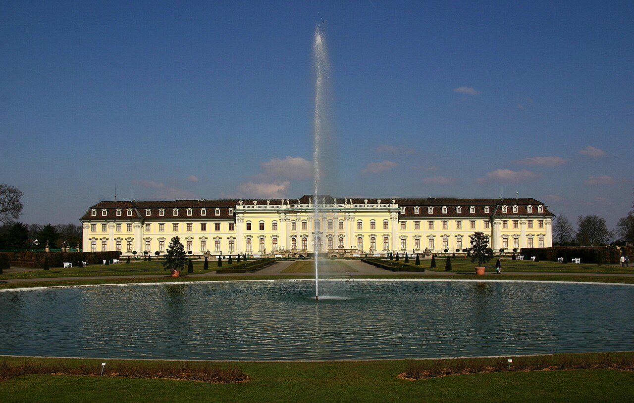 Ludwigsburg-Schloss-40-2009-gje.jpg