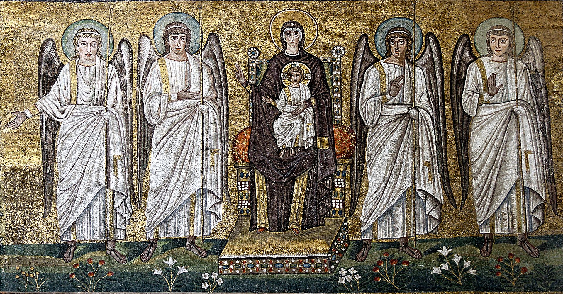 Madonna_and_Child_between_Angels_mosaic_-_Sant'Apollinare_Nuovo_-_Ravenna_2016.jpg