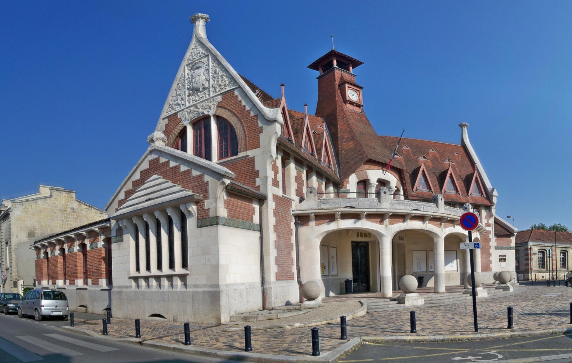 Maison_Cantonale_vue_sud.jpg