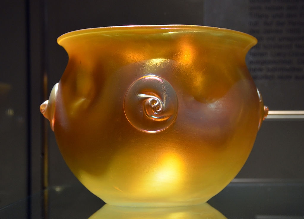 Makk_Köln_Vase_Johann_Lötz_Witwe_01.jpg