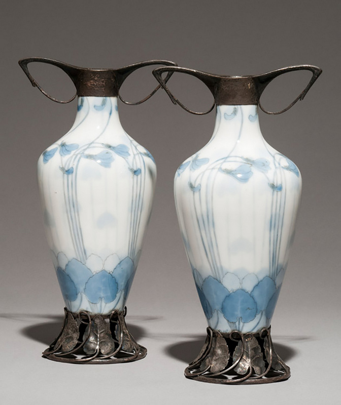 manufacture-nationale-de-sevres-pair-oгf-vase-circa-1900.jpg
