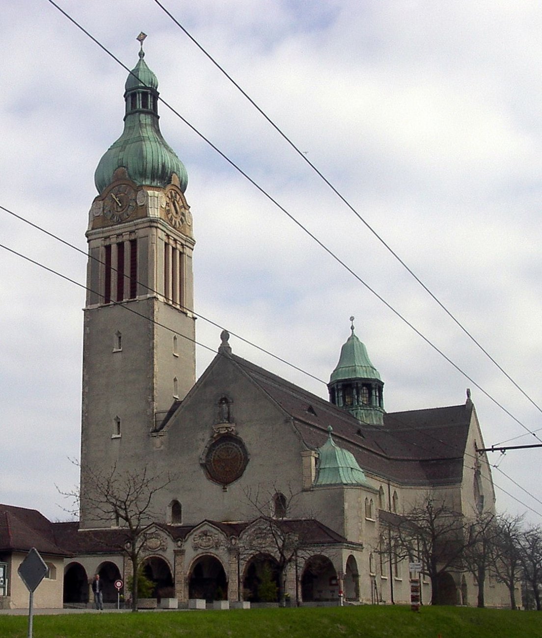 Marienkirche_Neudorf_-_panoramio.jpg