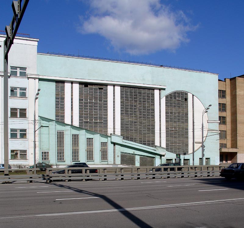 Melnikov_garage_intourist_800_pxt.jpg