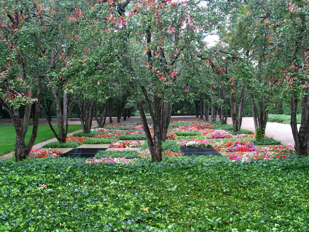 miller_house_garden_2022a_jpg_originalu.jpg