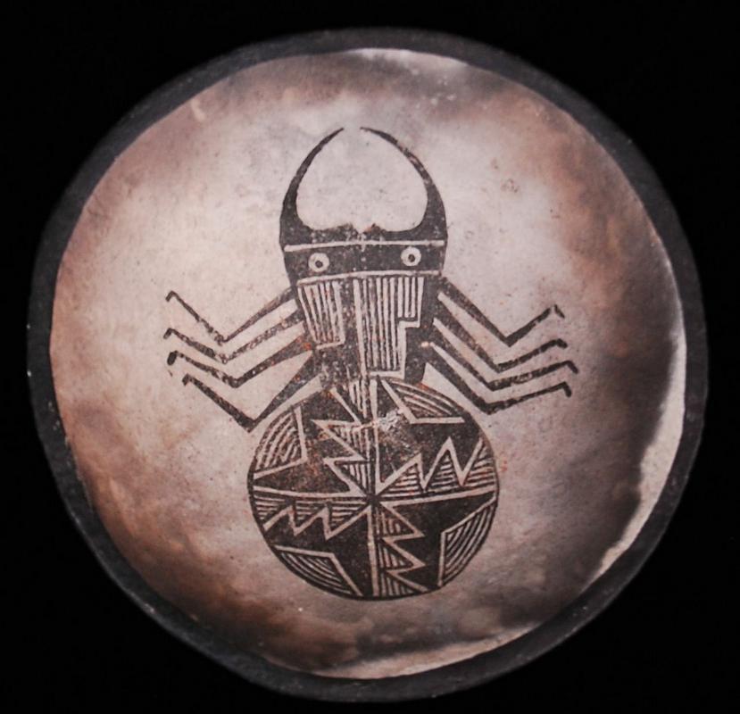 Mimbres-Beetle-Bowl25.jpg