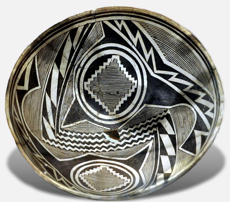 mimbres-bowl01big.jpg