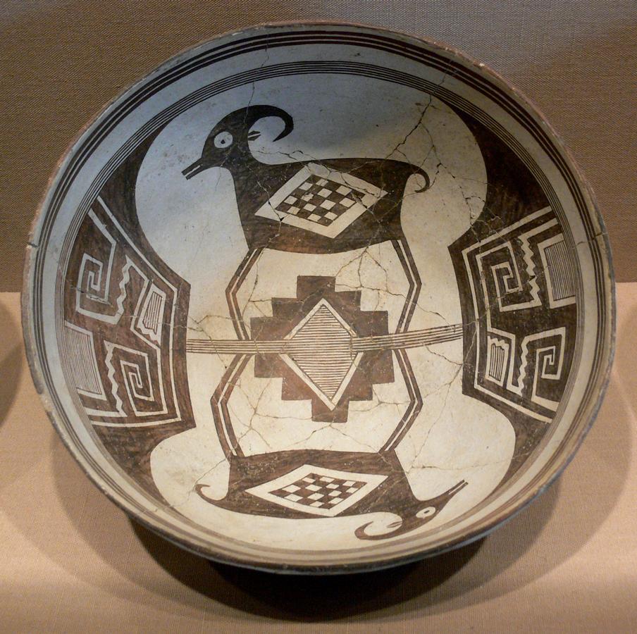 Mimbres_Bowl_with_bighorn_sheep_and_geometrical_design_224_DMA_1990-215-FA.jpg