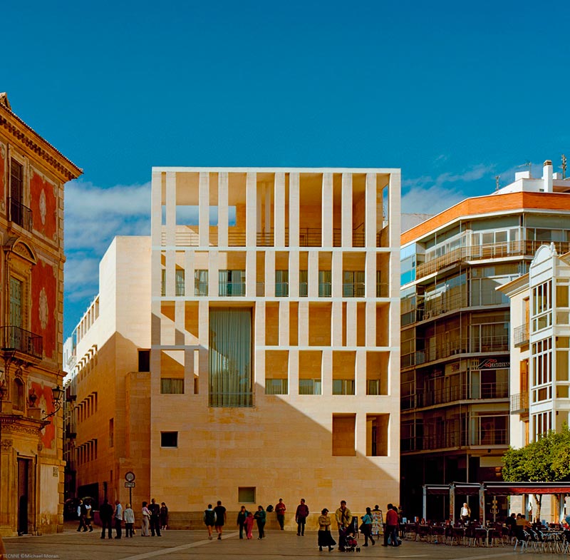 Moneo-desde-la-idea-de-fachada-Michael-Moran-2.jpg