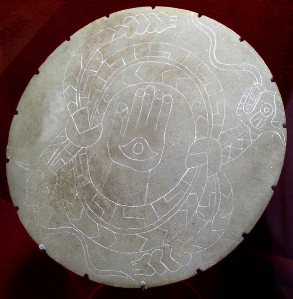 Moundville_stone_pallette_HRoe_2003.jpg