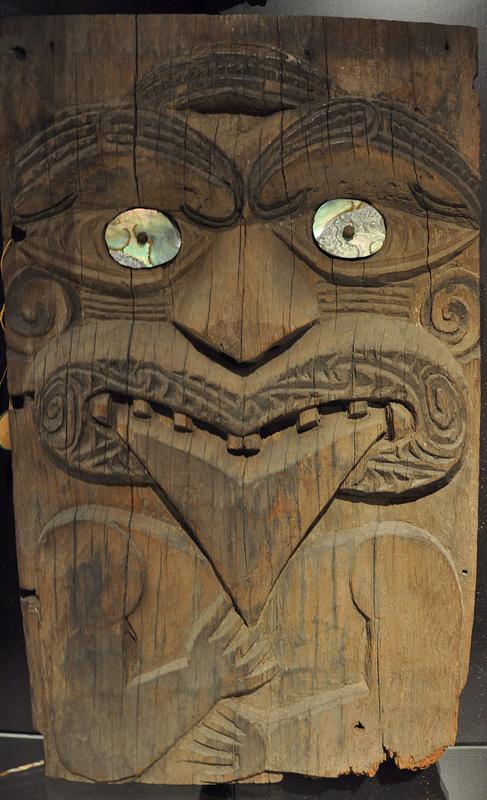 Museum_Rietberg_Schaudepot_Maori_Architekturfragment.jpg