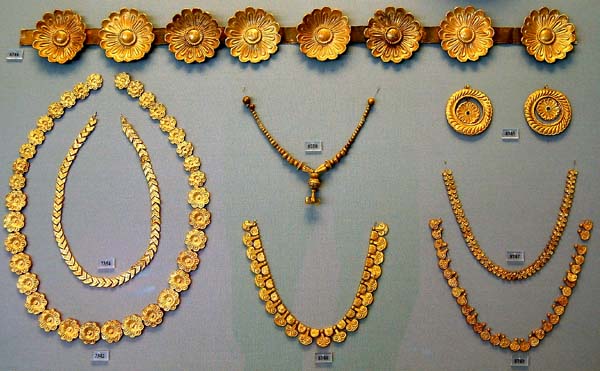 mycenae_gold17.jpg