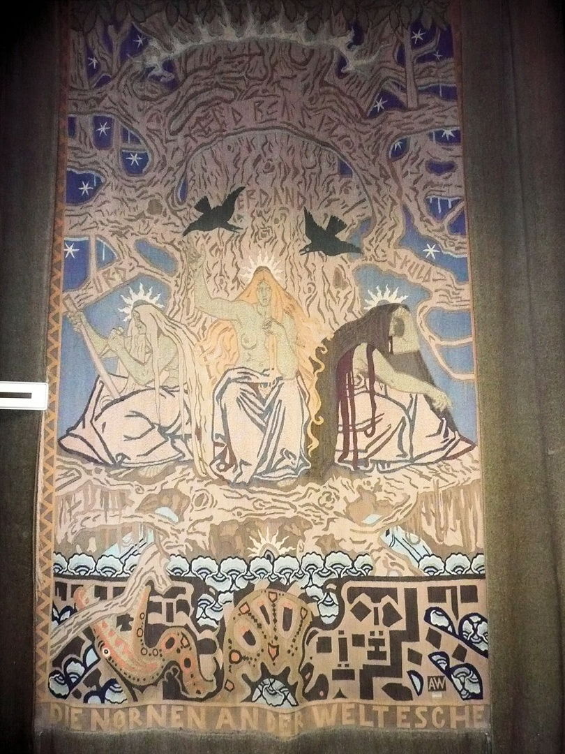 Nibelungenhalle (2) (Groot).jpeg