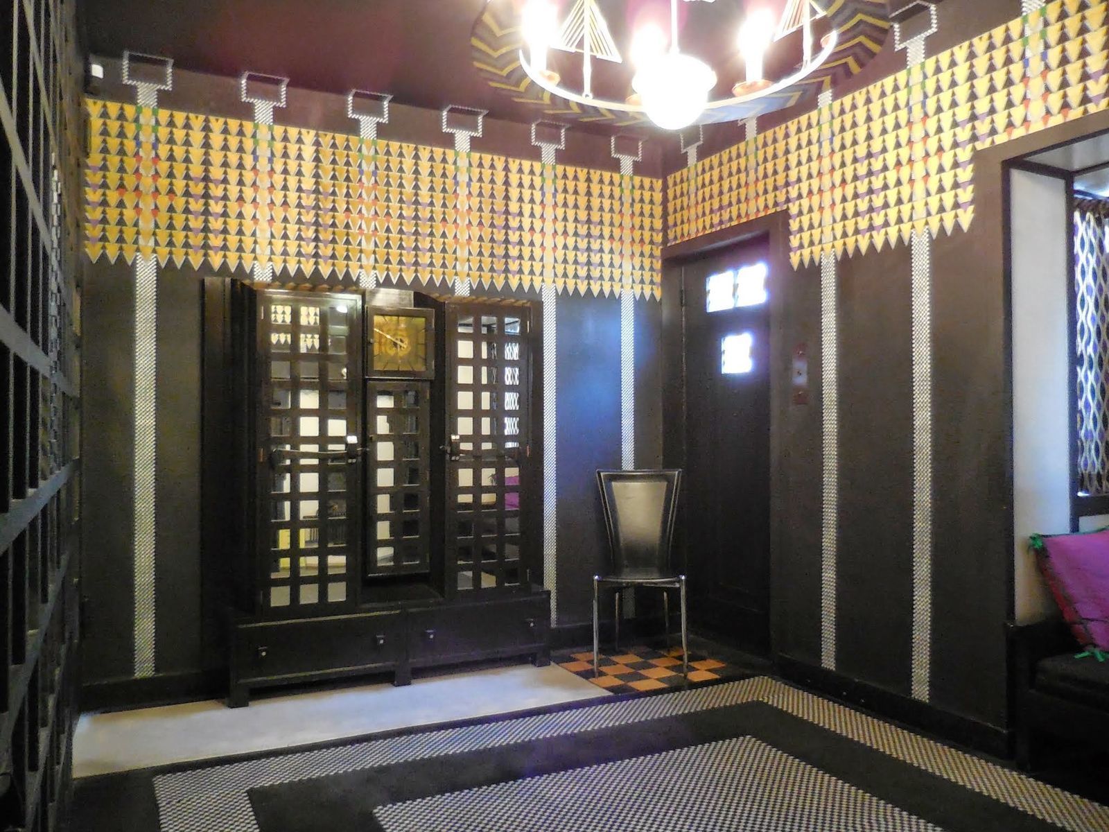 Northampton, 78 Derngate (Charles Rennie Mackintosh 1917) (11).jpg