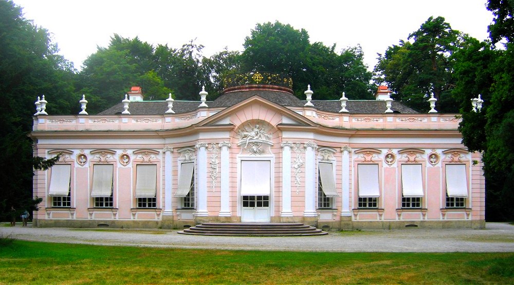 Nymphenburg_Amalienburg-1 1730-е рококо.jpg