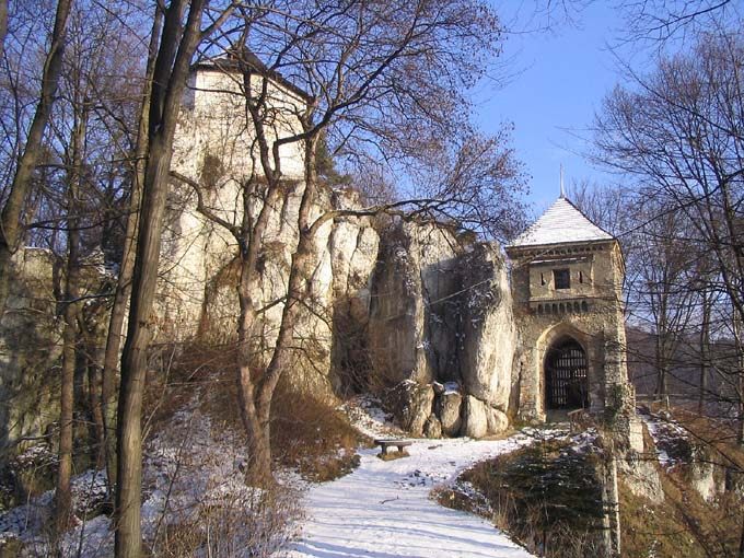 Ojcow_castle528951.jpg