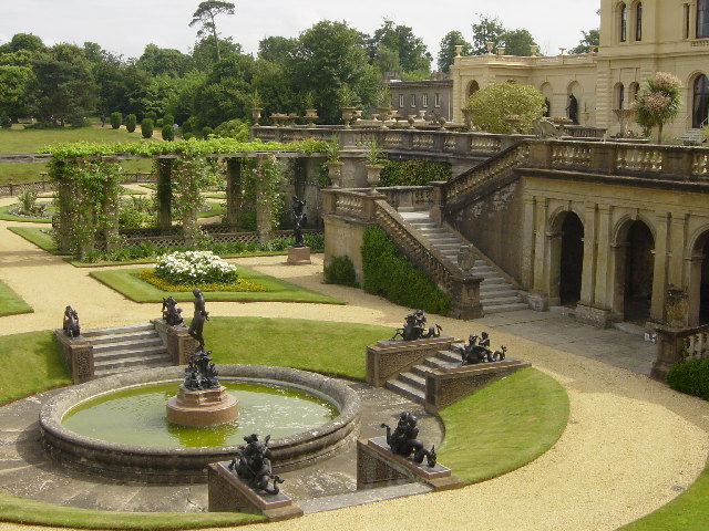 Osborne_House_-_geograph.org.uk_-_23021.jpg