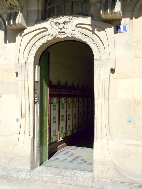 P1630332_1_3_Detail.jpg
