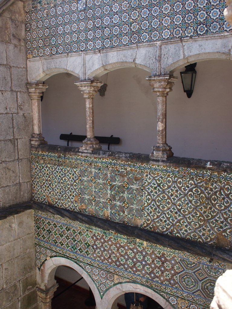 Palace_of_Pena_(14216908787).jpg