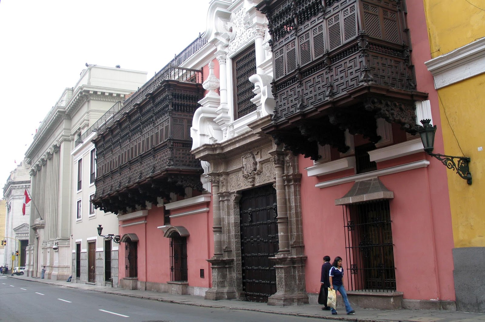 Palacio-de-Torre-Tagle-1735 лима.jpg