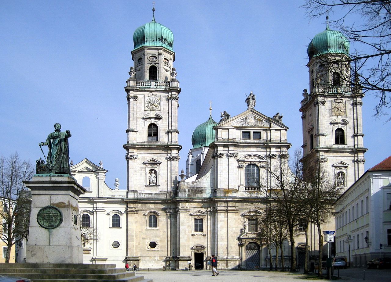 Passauer_Dom 1680.jpg