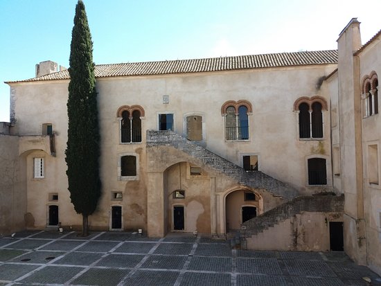 patio-de-armas.jpg