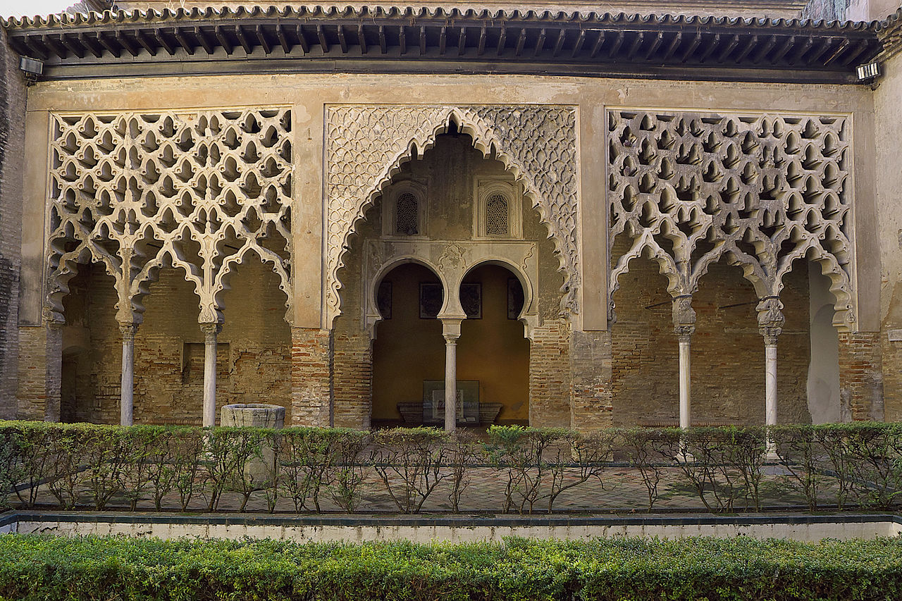 Patio_del_Yeso_(._Reales_Alcфzares_de_Sevilla.jpg