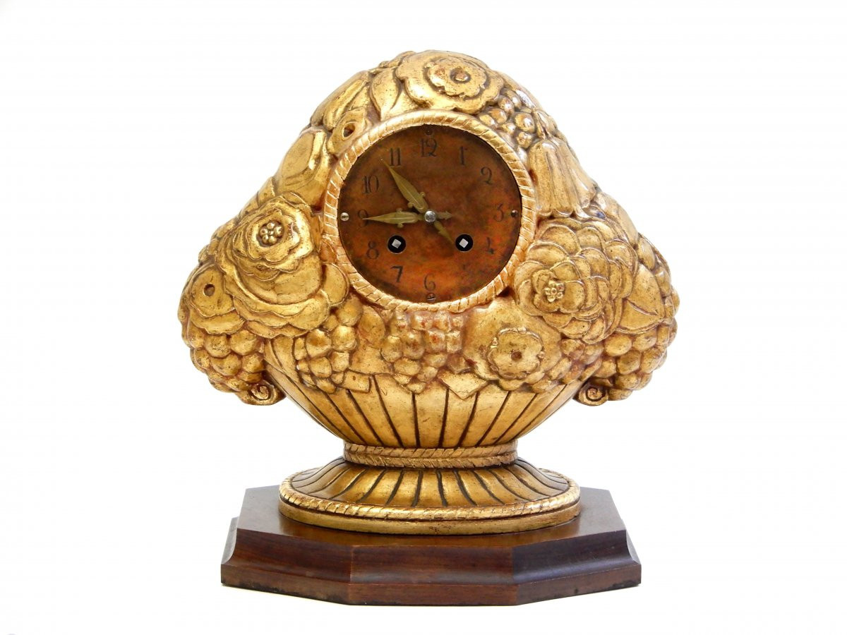 pendule-sue-et-mare-corbeille-fleurie.jpg