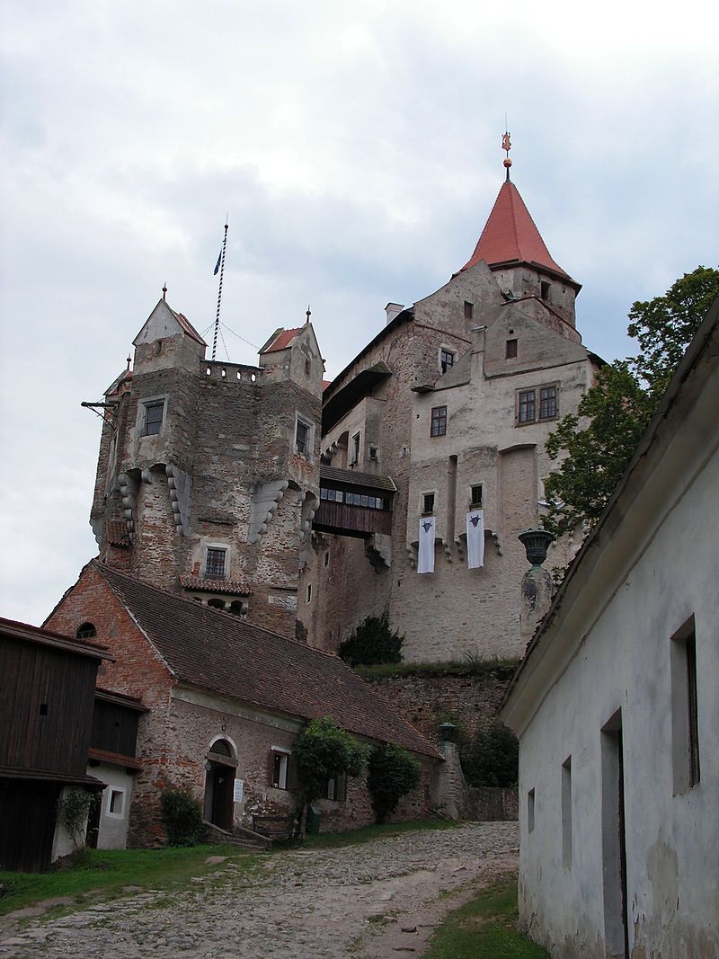 Pernštejn_2016_01.jpg