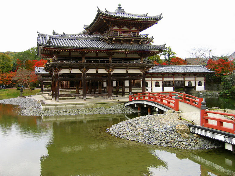 phoenix-hall-byodo-in-temple-kyoto-photo_1791068-770tall.jpg