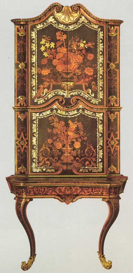 Pietro Piffetti 08.jpg